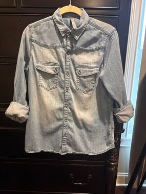 TAGS boutique light wash distressed utility style denim shirt small